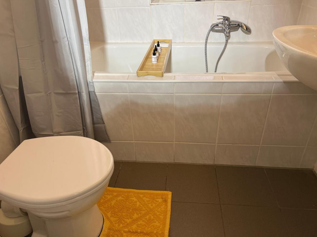 Casa Estrella Lejlighed Duisburg Eksteriør billede
